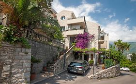 Apartments And Rooms Teona